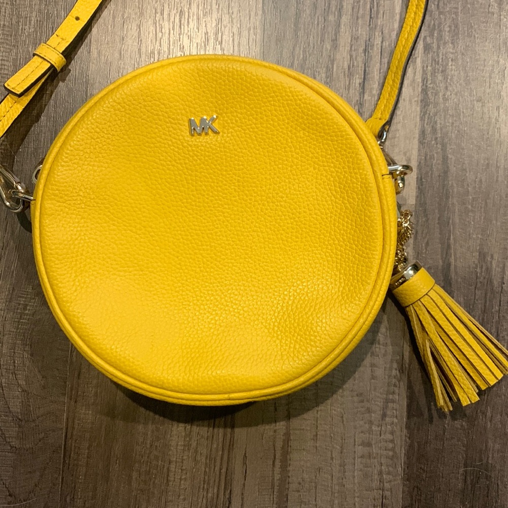 Michael Kors Crossybody